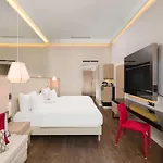 Radisson Blu Beke Hotel, Hotel