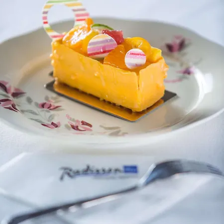 Radisson Blu Béke Hotel, Hotel 4*