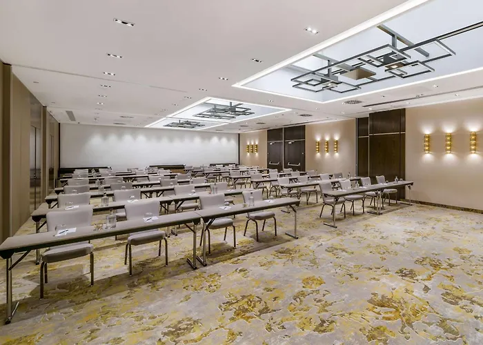 Ξενοδοχείο Radisson Blu Beke Hotel,