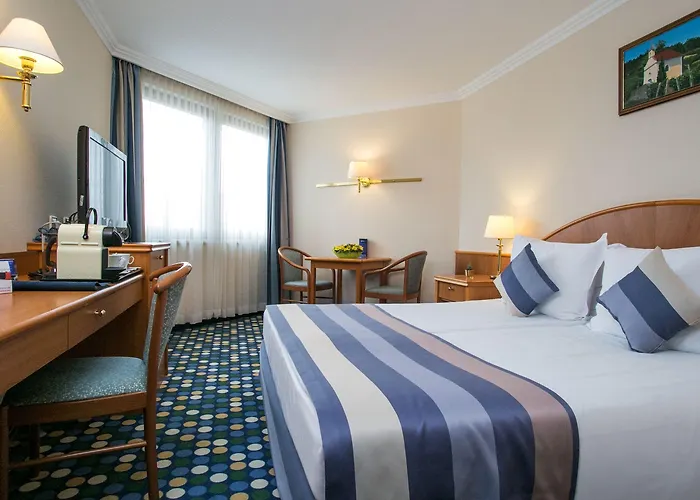 Ξενοδοχείο Radisson Blu Beke Hotel,