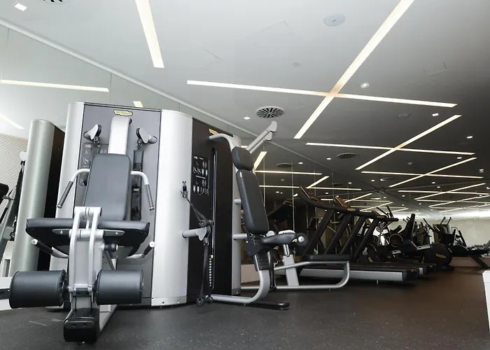 Ξενοδοχείο Radisson Blu Beke Hotel, 4*