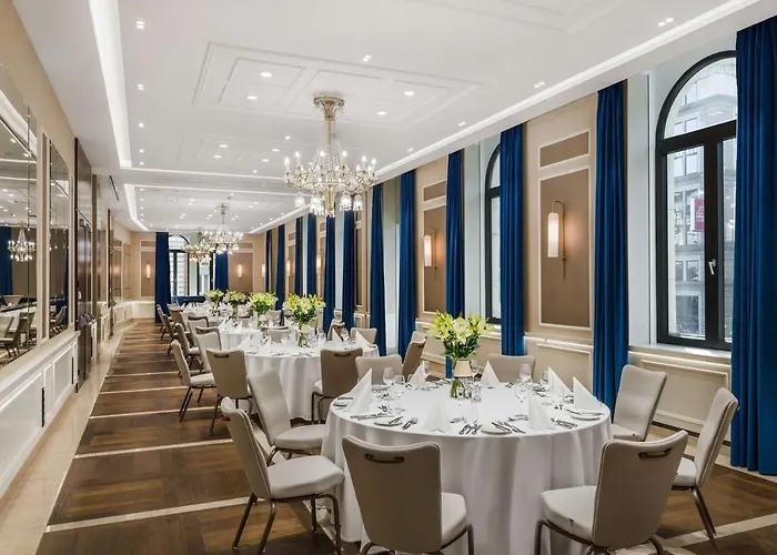 Radisson Blu Beke Hotel, Hotel