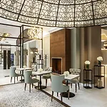 Radisson Blu Beke Hotel, Hotell