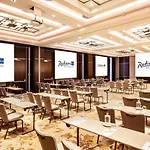 Radisson Blu Beke Hotel, Hotell