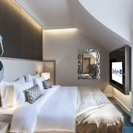 Radisson Blu Béke Hotel, 4*