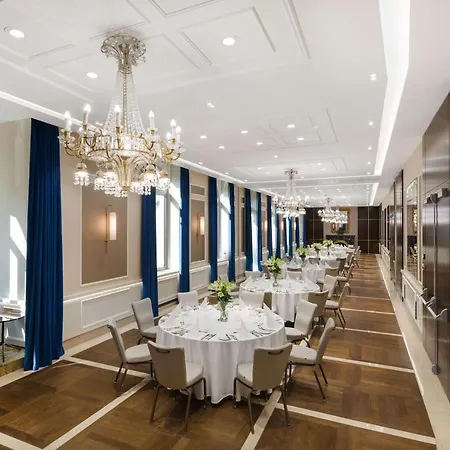 Radisson Blu Béke Hotel, Szálloda 4*